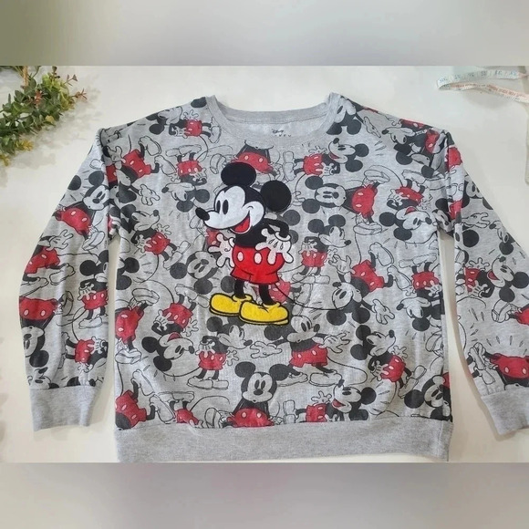 Disney Mickey Mouse Sweatshirt Pullover‎ Medium - Picture 1 of 4